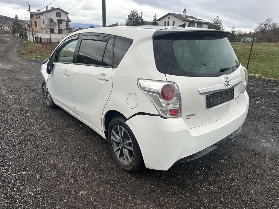 5 броя Toyota Verso 1.6 d4d 112 кс и 2.0 124 кс На части!
