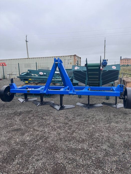 Плоскорез глубокорыхлитель ПГ-5