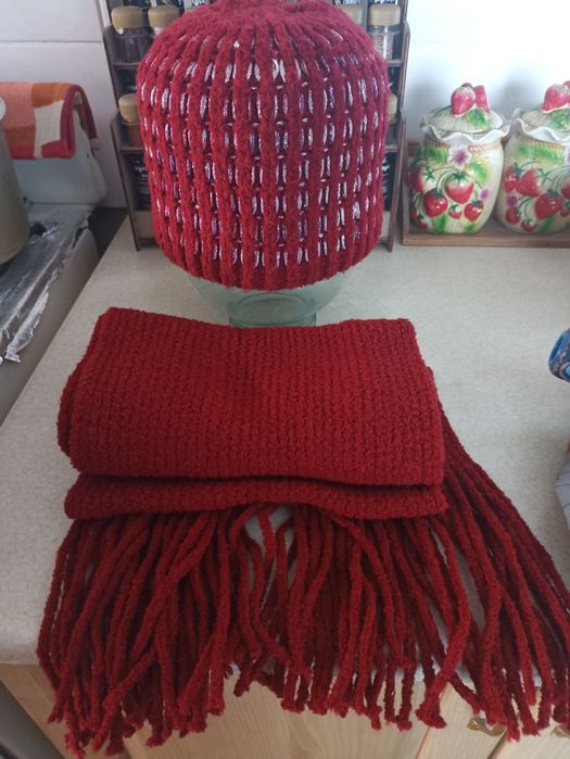 Продам шапки с шарфом