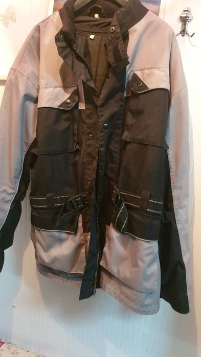 Geaca moto cu protectii hard detasabile