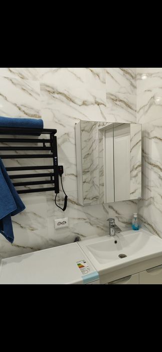 Сдам посуточно 1 ком. квартиру в центре