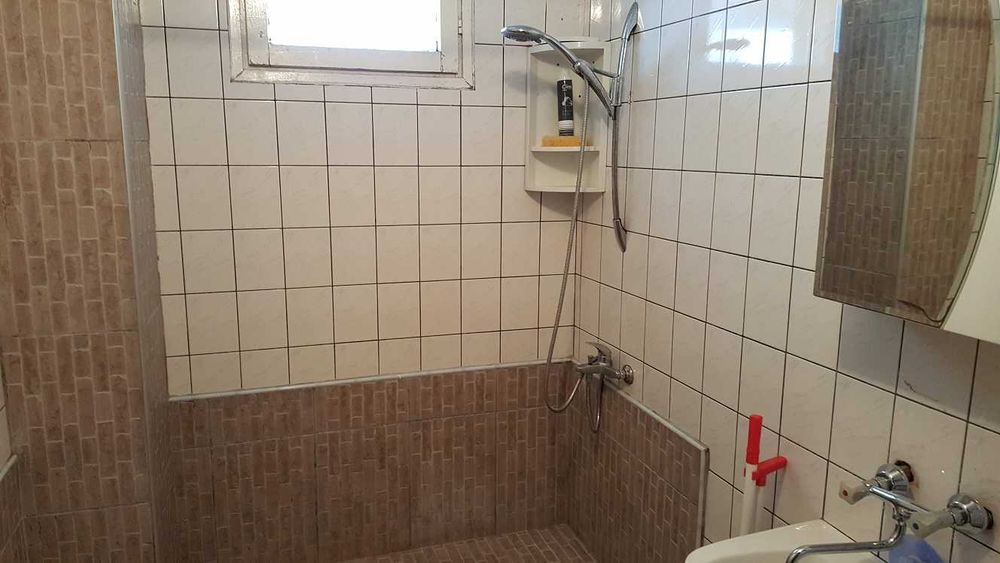 Дава се под наем Тристаен апартамент в София, Връбница 1 - 100 кв.м за 499 € - Снимка #13