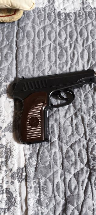 Продам Пистолет игрушка