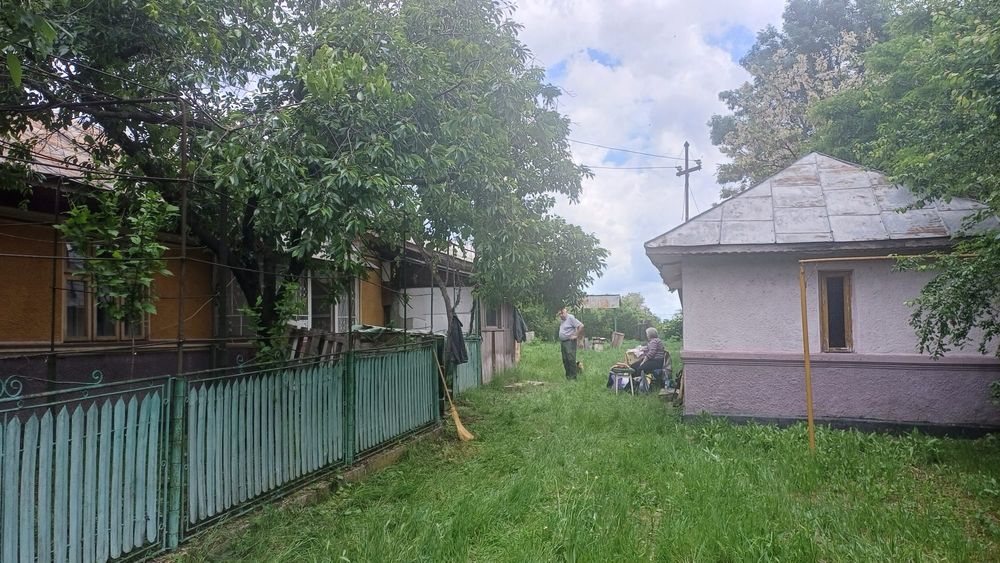 De vanzare casa caramida si Anexe Localitate Corbii Mari (Dambovita)