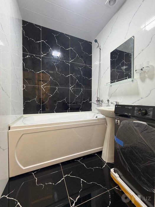 СРОЧНО !! Продается квартира в Яшнабаде 1/2/4 ( 38 кв/м ) Авиасозлар 1