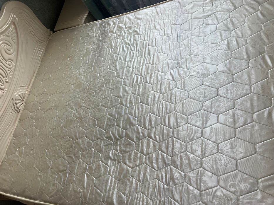 Продам хороший матрас 160*200см