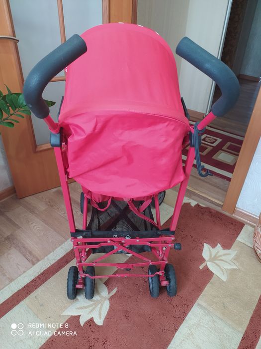 Детская прогулочная коляска