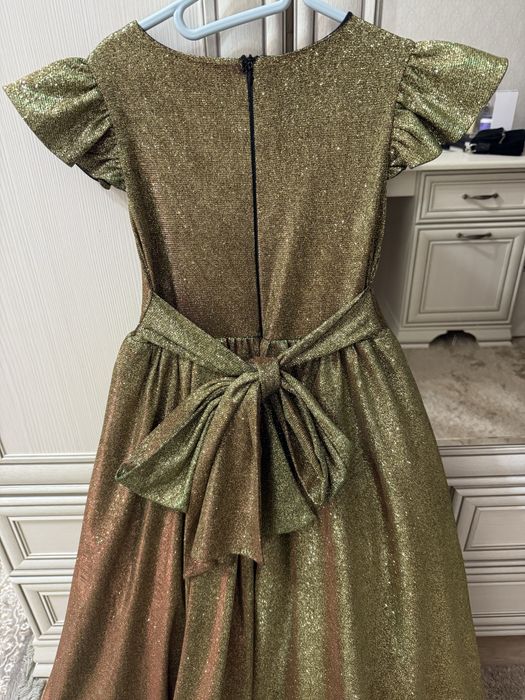 Нарядное платье для девочек