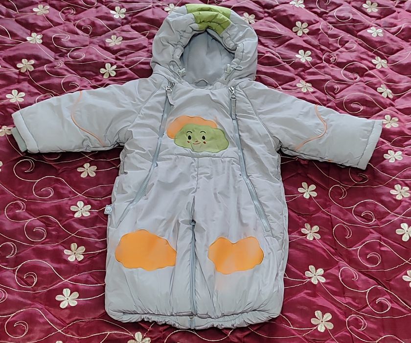 Тёплый зимний детский комбинезон