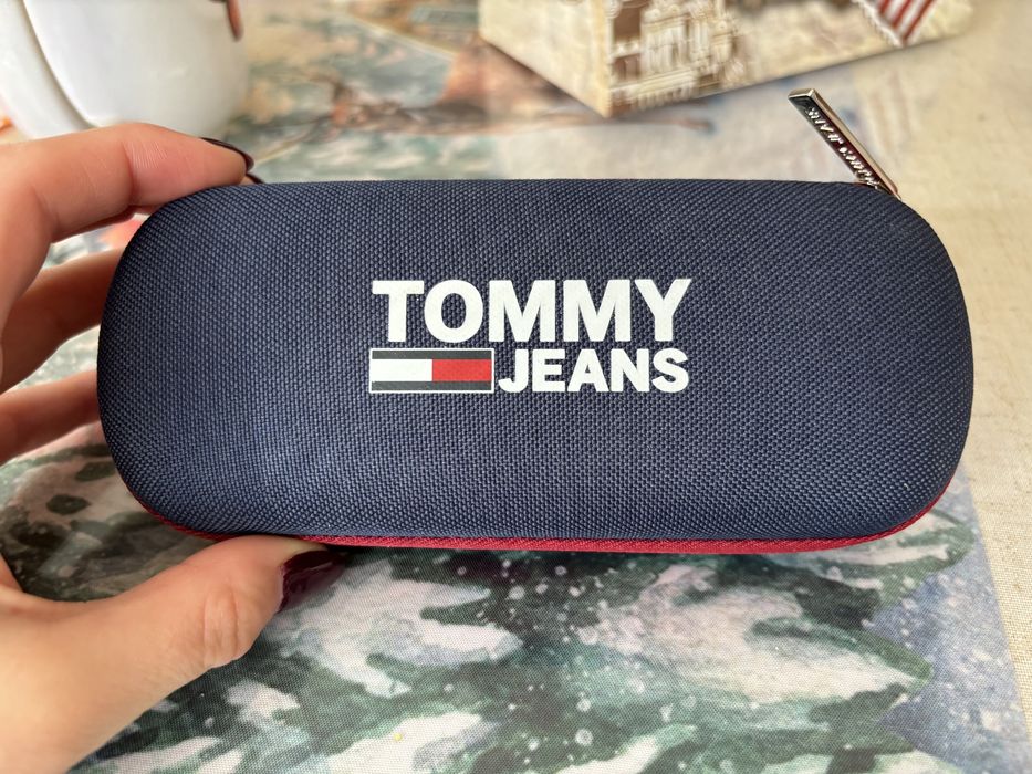 Слънчеви очила Tommy Jeans