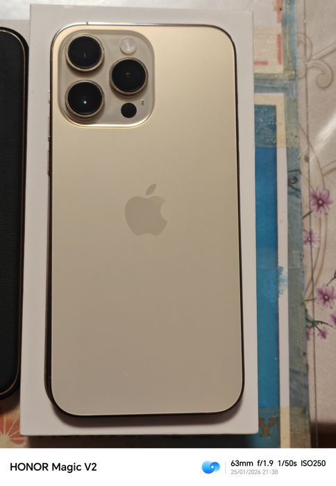 Apple iPhone 14 Pro Max - 128 GB Gold / Neverlock