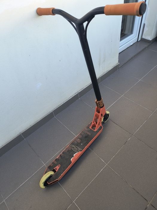 Trotinetă freestyle DHS