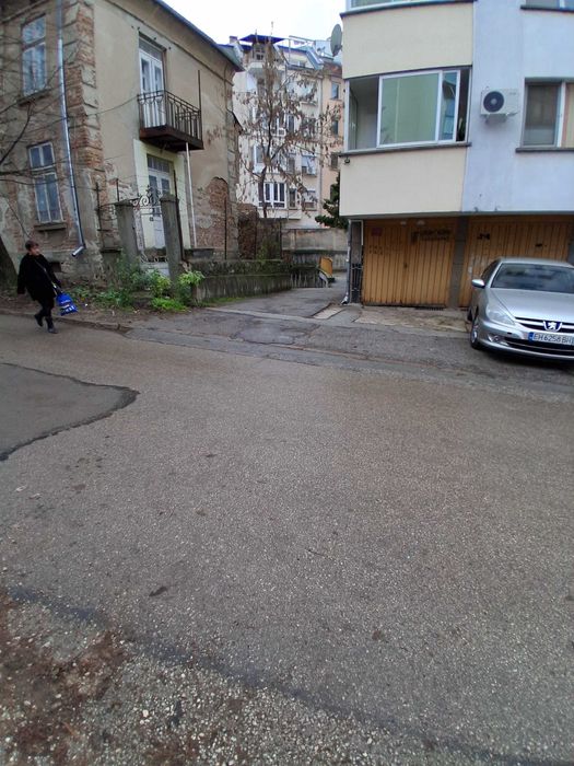 Дава се под наем Гараж / Паркомясто в Плевен, Индустриална зона - 18 кв.м за 16956.99 € - Снимка #7
