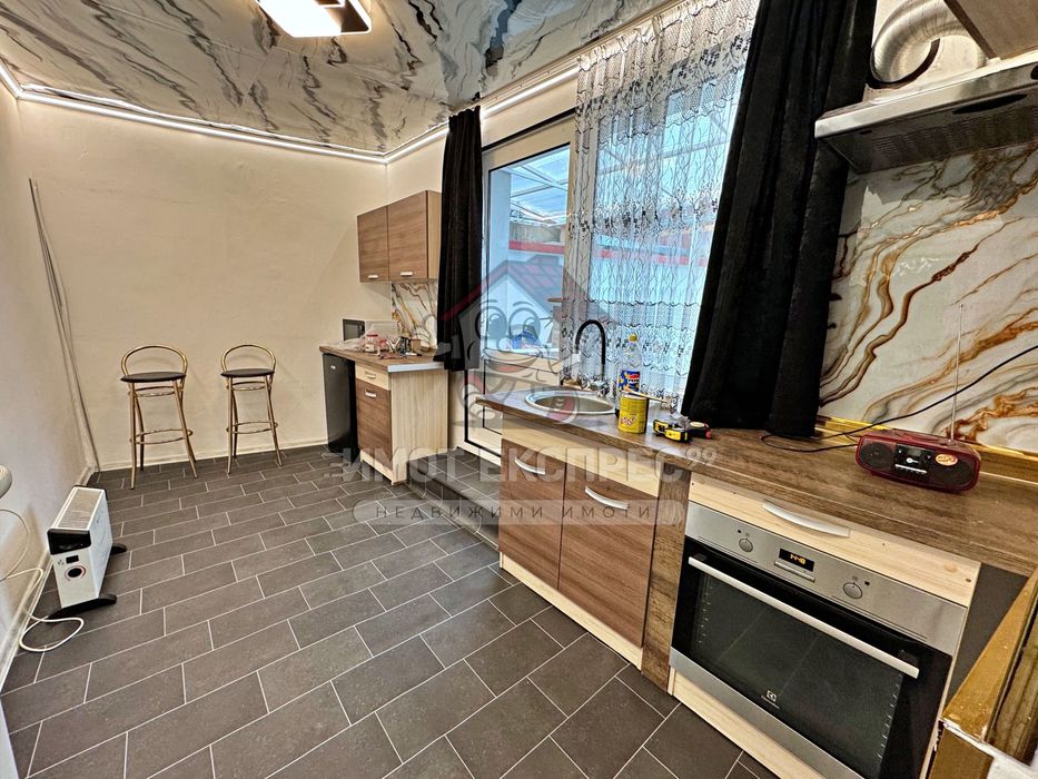 Обзаведена гарсониера, под наем, до училище Ангел Кънчев, Асеновград