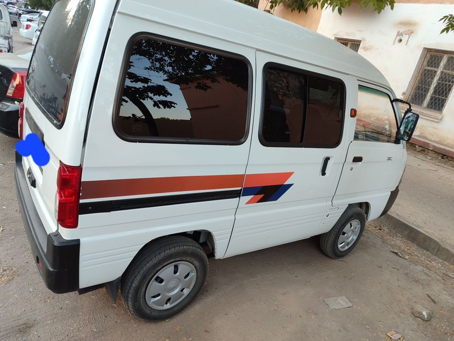 Damas srochna sotiladi