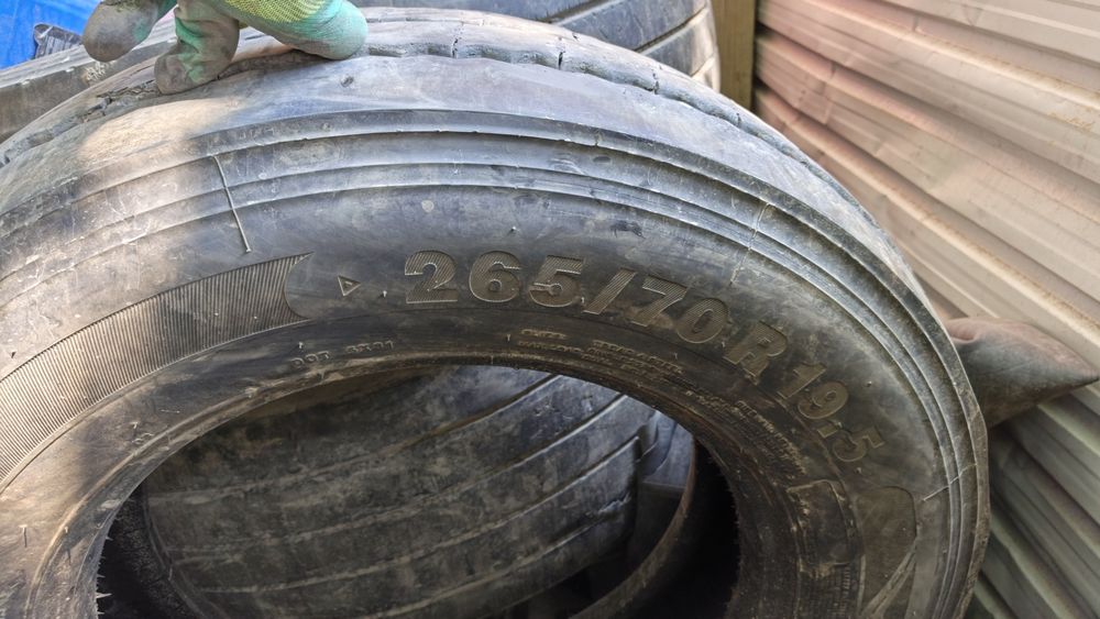 265на70 R19.5 балон