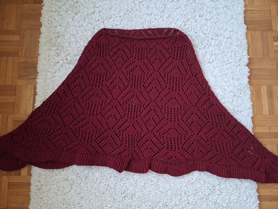 Poncho tricotat handmade