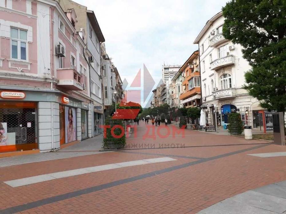 Продава се Двустаен апартамент в Варна, Погреби - 89 кв.м за 2461 €/кв.м - Снимка #10