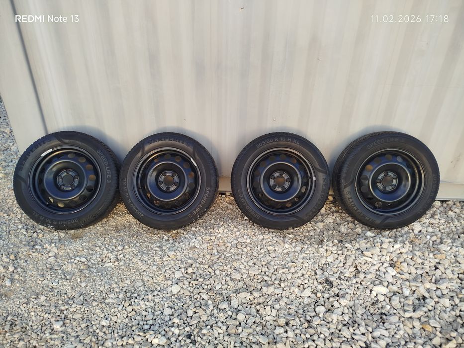 Jante cu anvelope pe 16