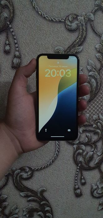 Iphone XS holati yaxshi