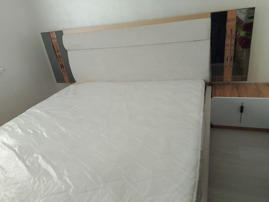 Спальная кровать бу