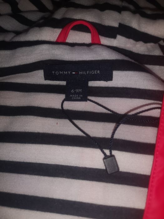 Geaca Tommy Hilfiger pentru copii