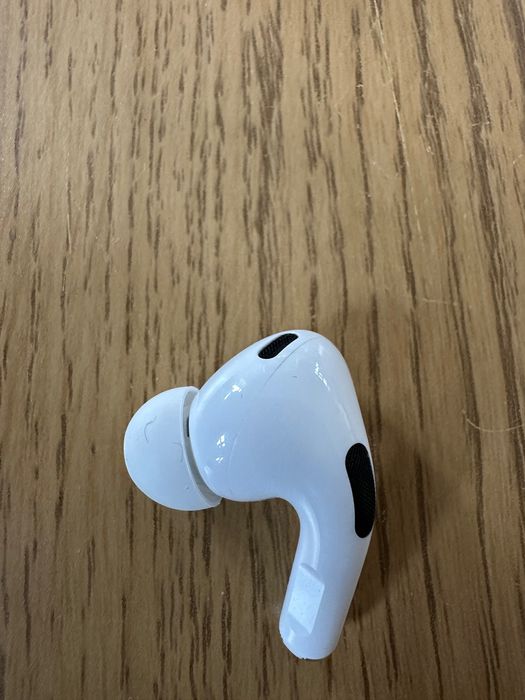 Apple AiRPODS Pro  2-nd  GENERATION - Лява