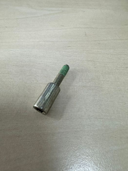 Surub chiuloasa-capac culbutori-pompa vacum BMW e90 e46 e60m47 n47 m57