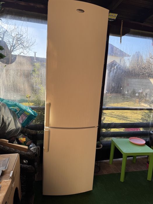 Combina frigirigica Whirlpool