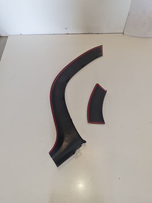 Set bandou aripa + bară dreapta spate Dacia Duster/ cod-788A24426R OEM