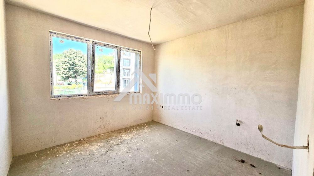 Продава се Тристаен апартамент в Варна, Чайка - 84 кв.м за 3274 €/кв.м - Снимка #2