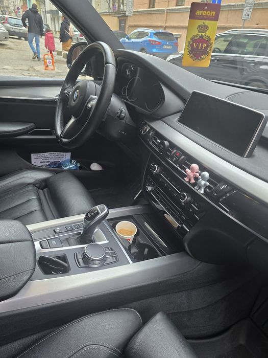 БМВ Х5 Ф15-3.0 ДИЗЕЛ 2017