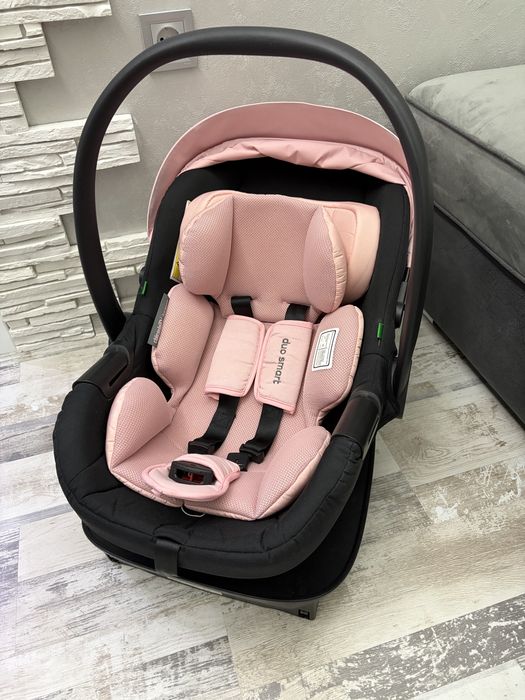 Столче за кола Chipolino Duo Smart i-Size + ISOFIX база