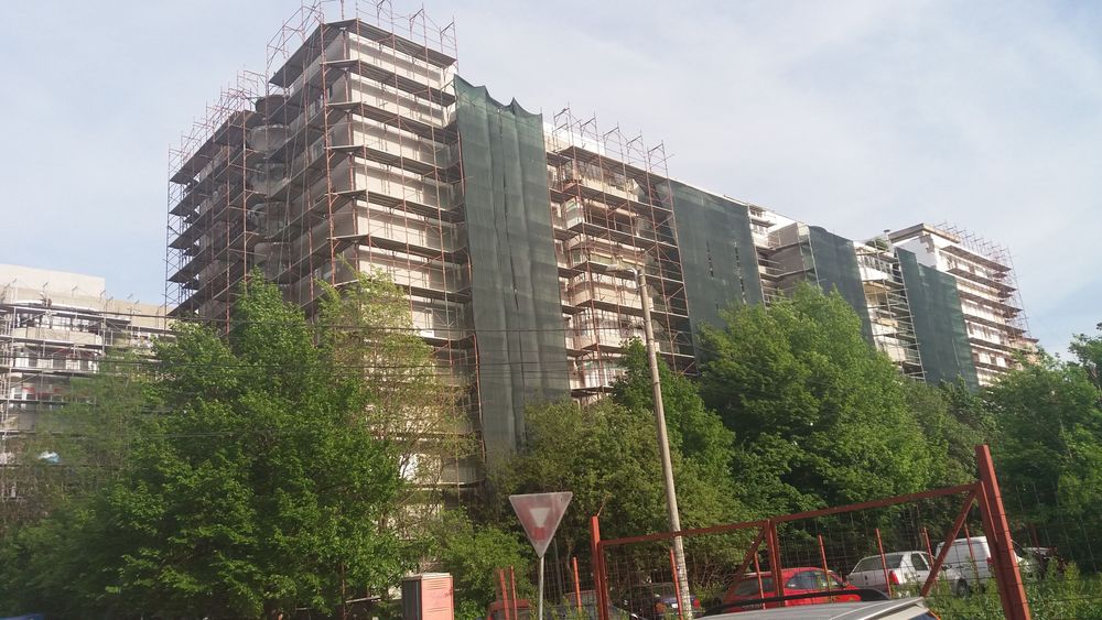 Închiriere popi metalici si schela metalica