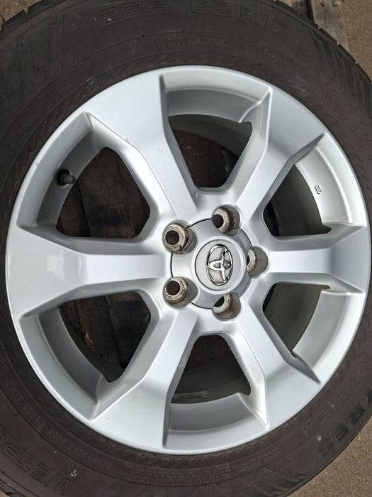1бр. Джанта с гума 17" 5Х114.3мм Тойота, 5x114.3mm Toyota