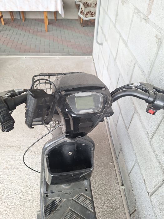 Продам электро скутыр леопадр