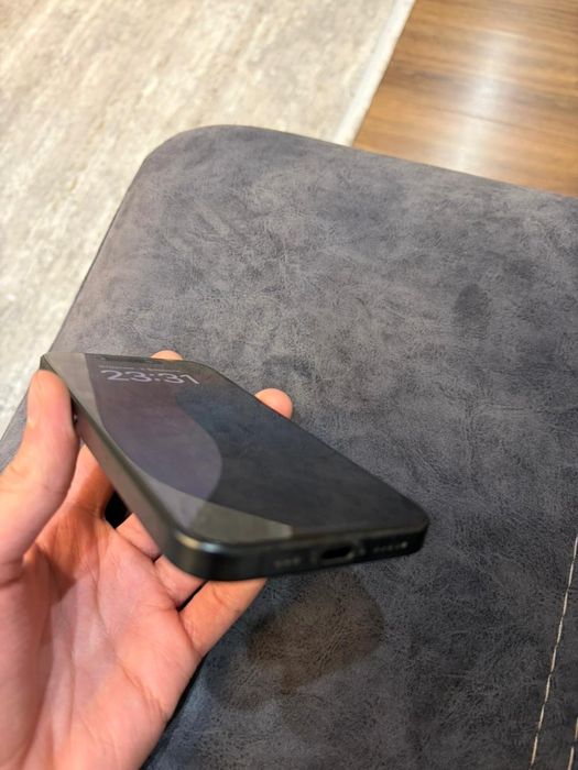 Продам Iphone 15pro