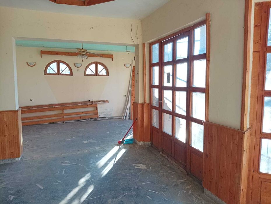 Продава се Заведение в Плевен, Индустриална зона - 90 кв.м за 245 €/кв.м - Снимка #3