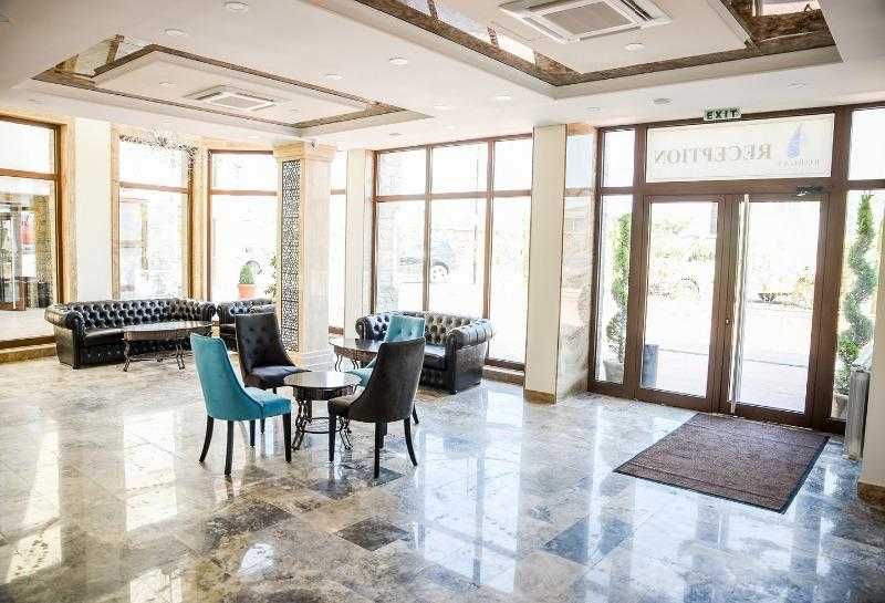 Дава се под наем Тристаен апартамент в Бургас, Сарафово - 94 кв.м за 325 € - Снимка #9