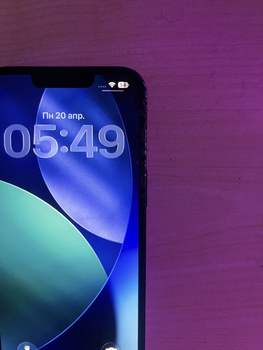 iphone 13 исправный
