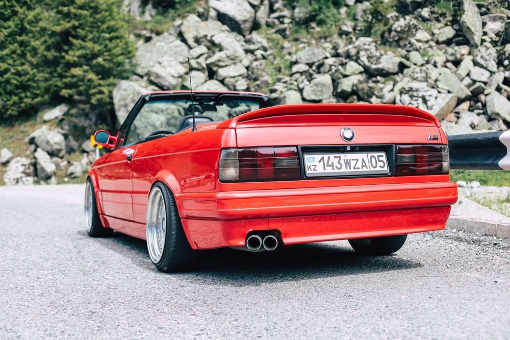 Бампер  , пороги на  BMW  e30