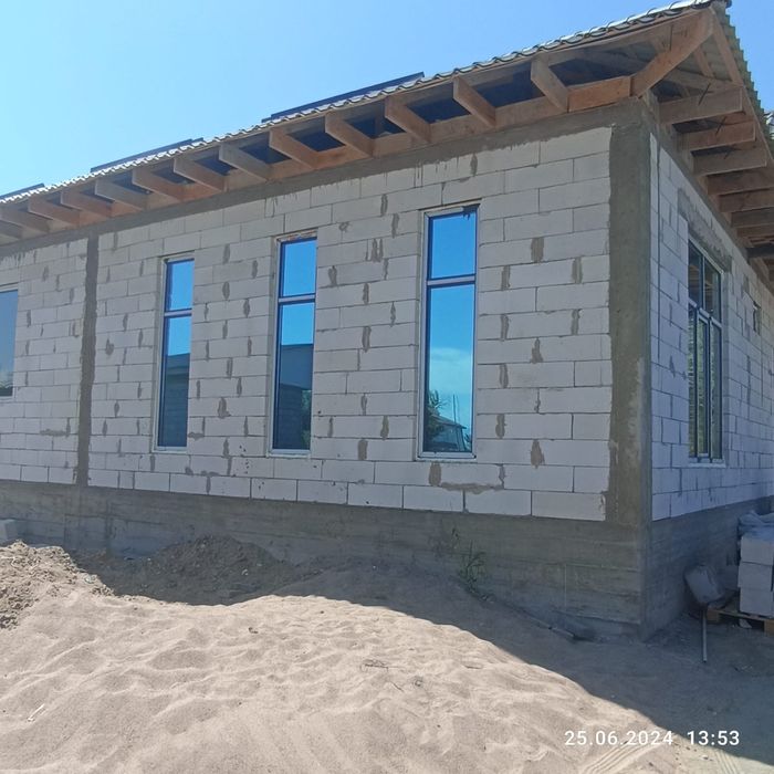 Пластик терезе есик