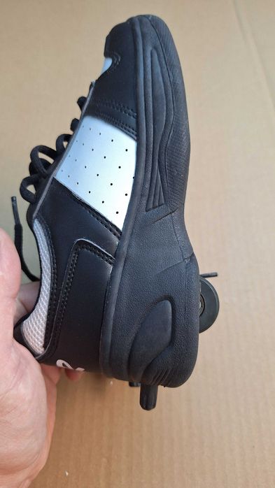 Adidași cu role retractabile, Roller Shoes pentru copii, marimea 32