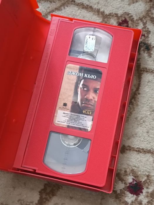 Видеокассеты с фильмами