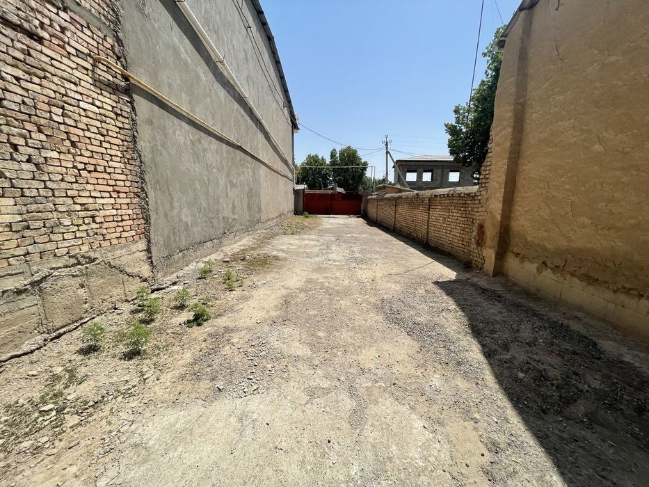 Байткургонда нотурар жой сотилади