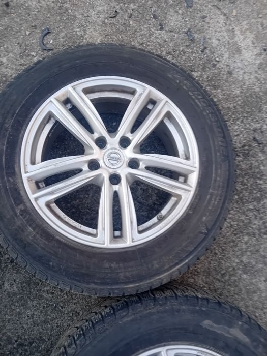 Лята джанта 17цола с зимни гуми Bridgestone  225/65/17 NISSAN X TRAIIL