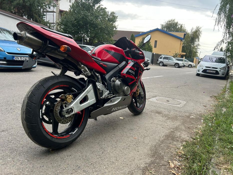 Vand Honda Cbr 600rr
