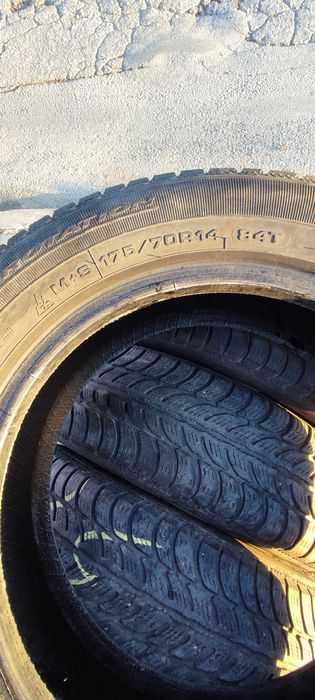 Продавам зимни гуми 175/65/14 M+S