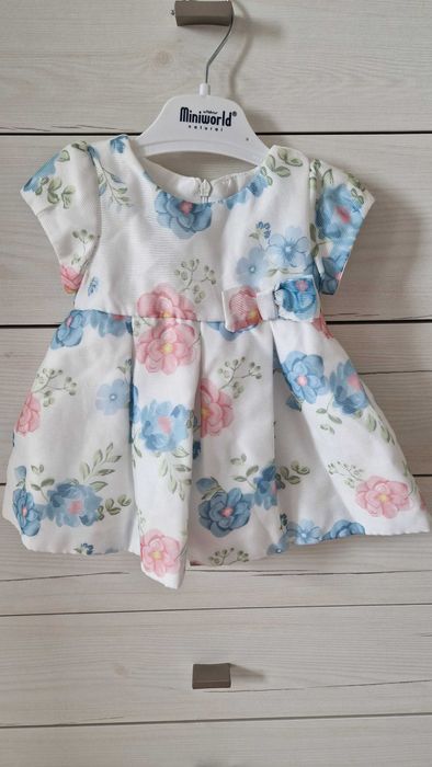 Бебешка рокля 68размер