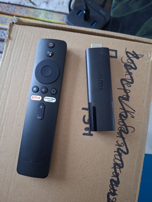 Продается приставка Xiaomi Mi TV Stick